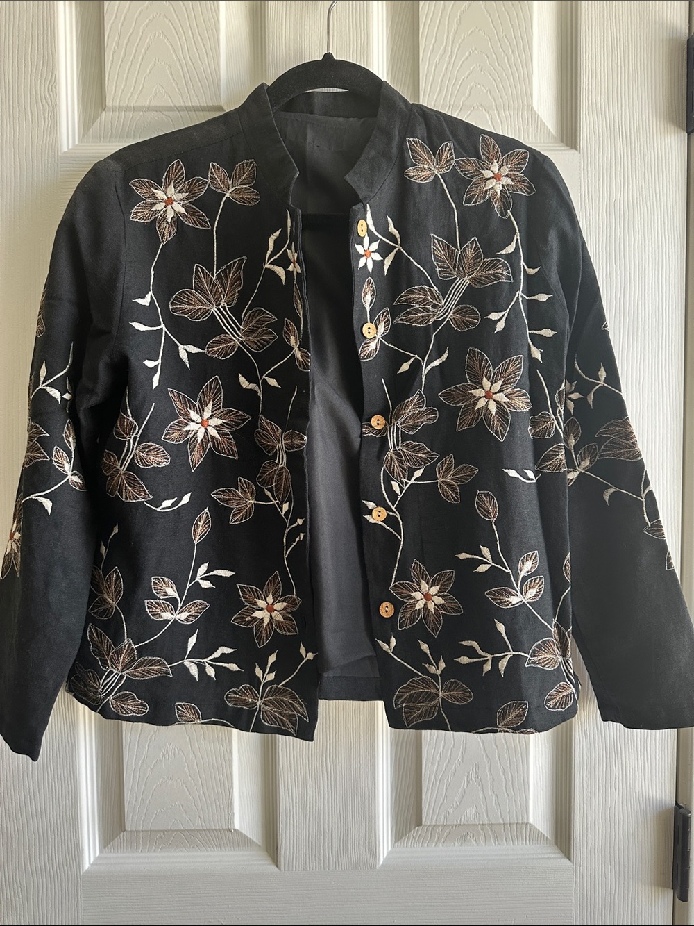 Black Floral Embroidered Button-Front Jacket